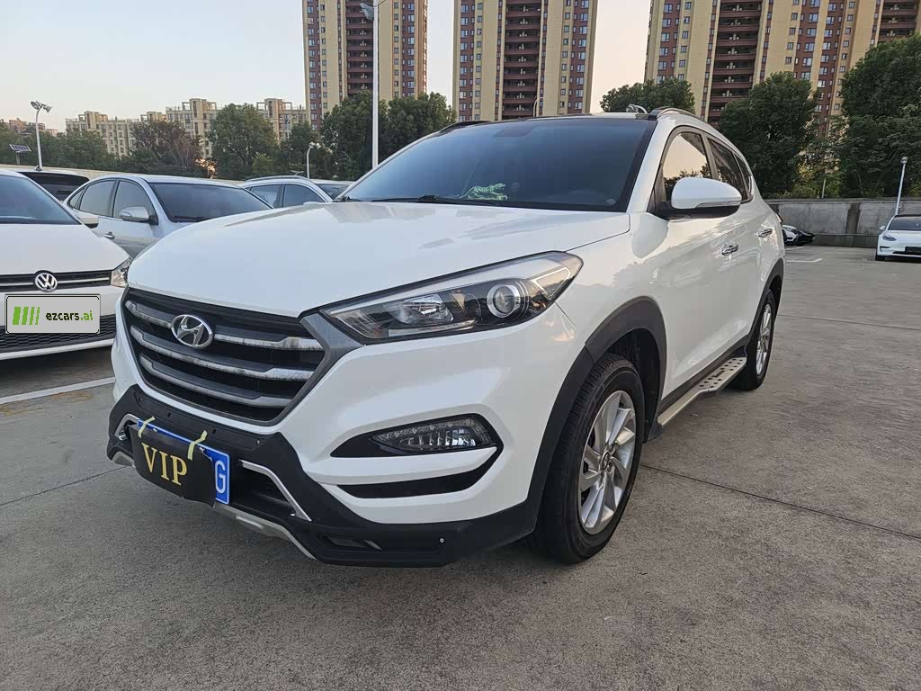 Tucson 2015 1.6T DCT RWD Smart
