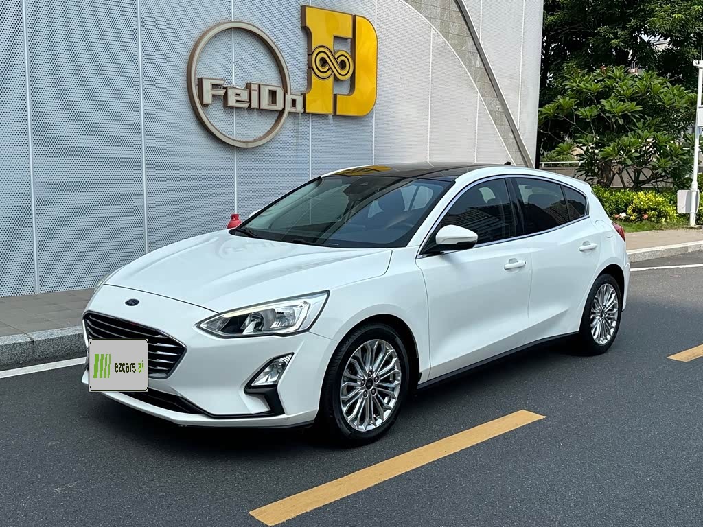Focus 2015 Hatchback 1.6L AT
