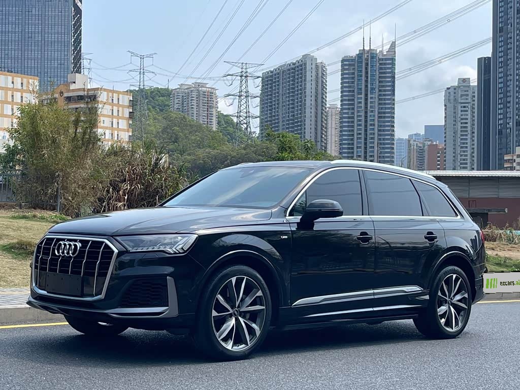 Q2L e-tron 2019 Q2L e-tron EV