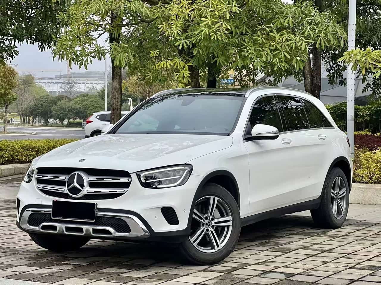 Mercedes-BenzGLC 2021 GLC 260 L 4MATIC Dynamic