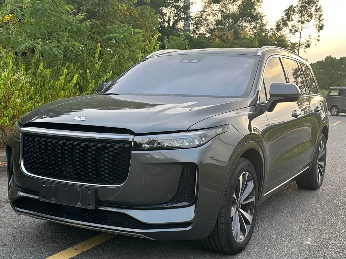 ONE 2020 EREV 6-Seater