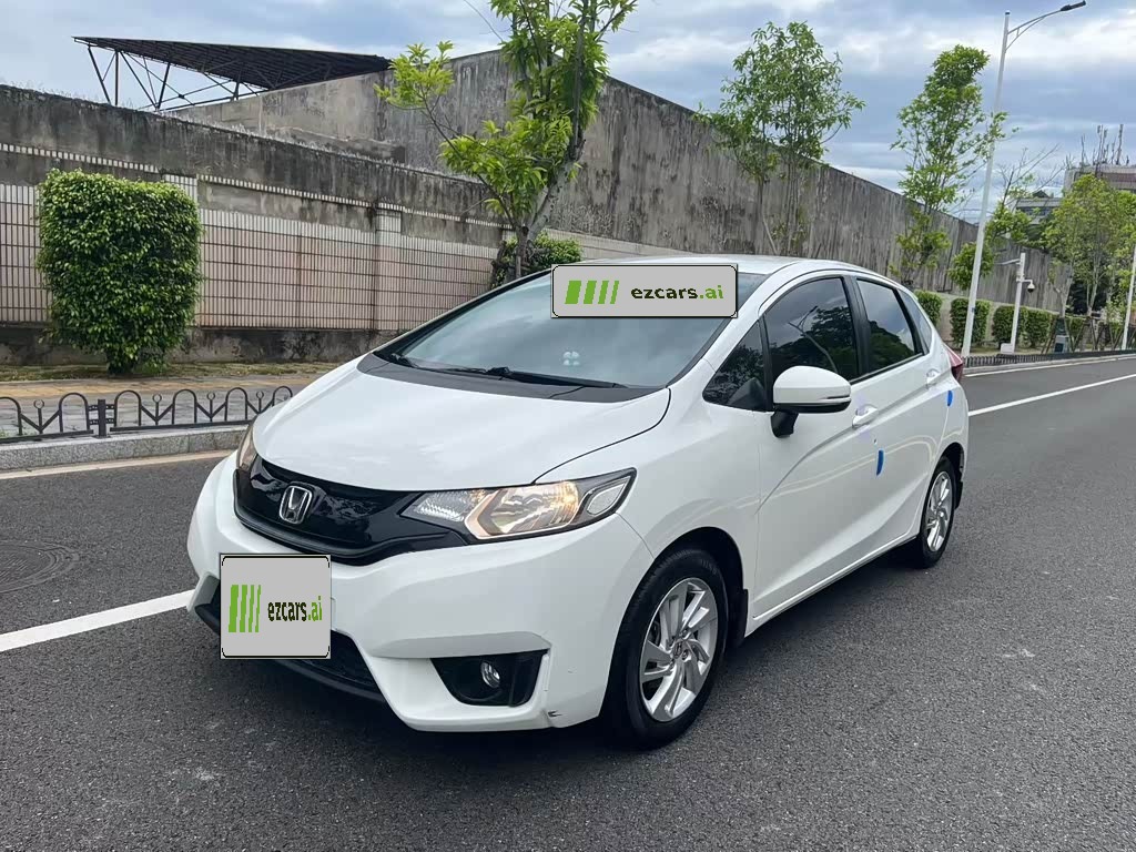 Fit 2016 1.5L SE CVTFashion