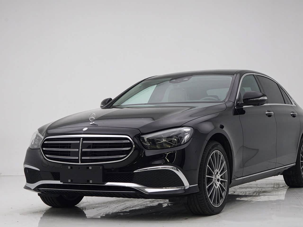 Mercedes-BenzE-Class 2022 E 260 L