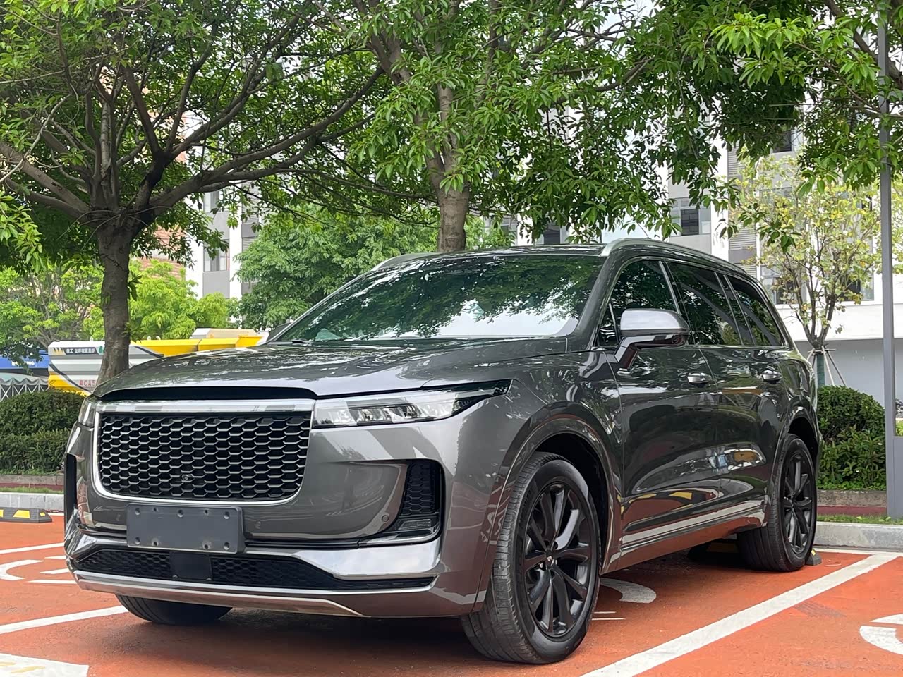 ONE 2021 EREV 6-Seater