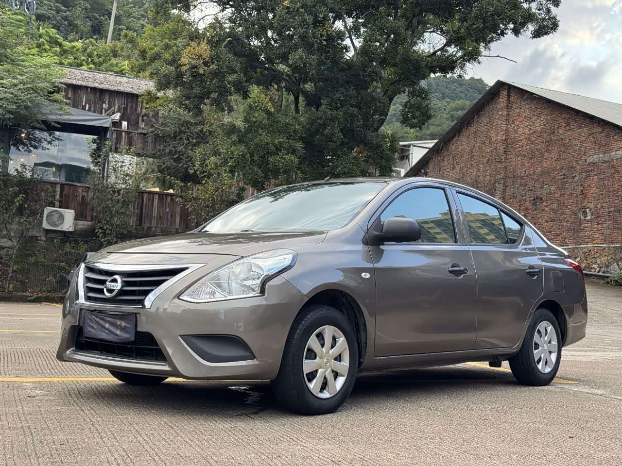 2015 1.5XE CVTComfort
