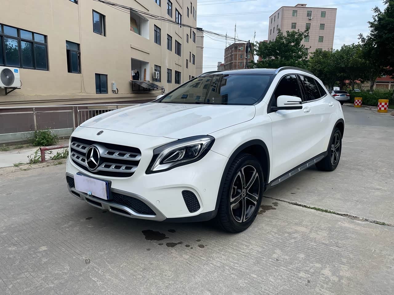 Mercedes-BenzGLA 2018 GLA 200 Fashion