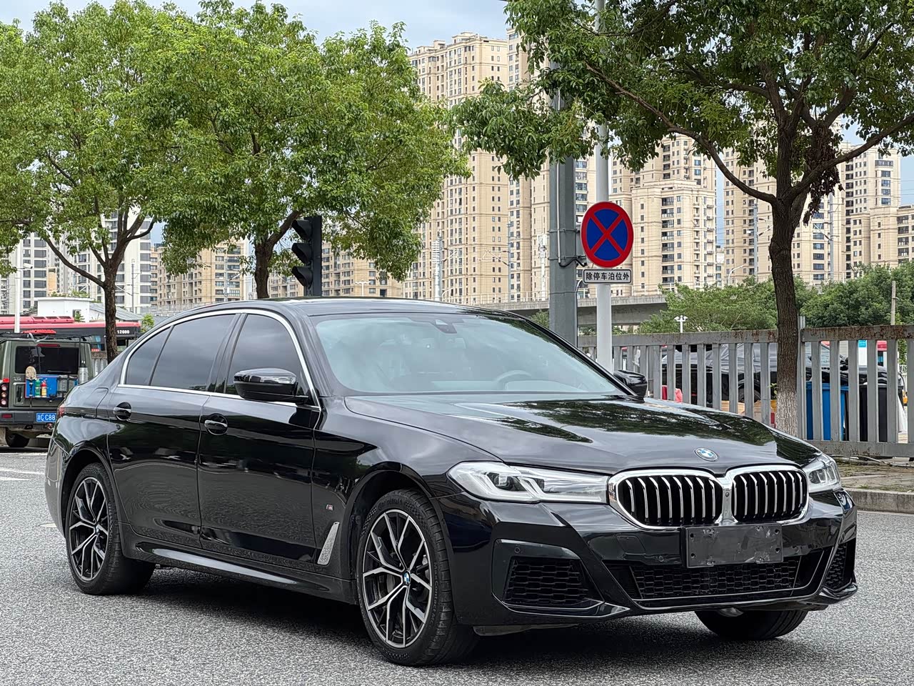 BMW5 Series 2022 530Li Exclusive M Sport Package