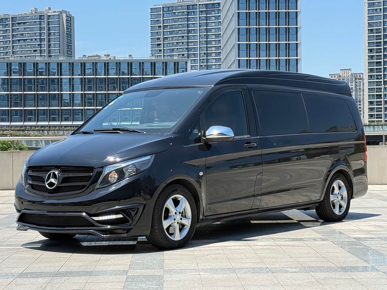 Vito 2016 2.0T Elite 9-Seater