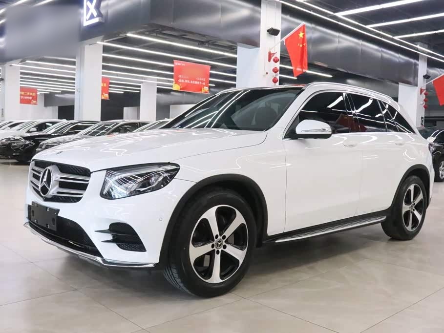 Mercedes-BenzGLC 2018 GLC 260 4MATIC Luxury