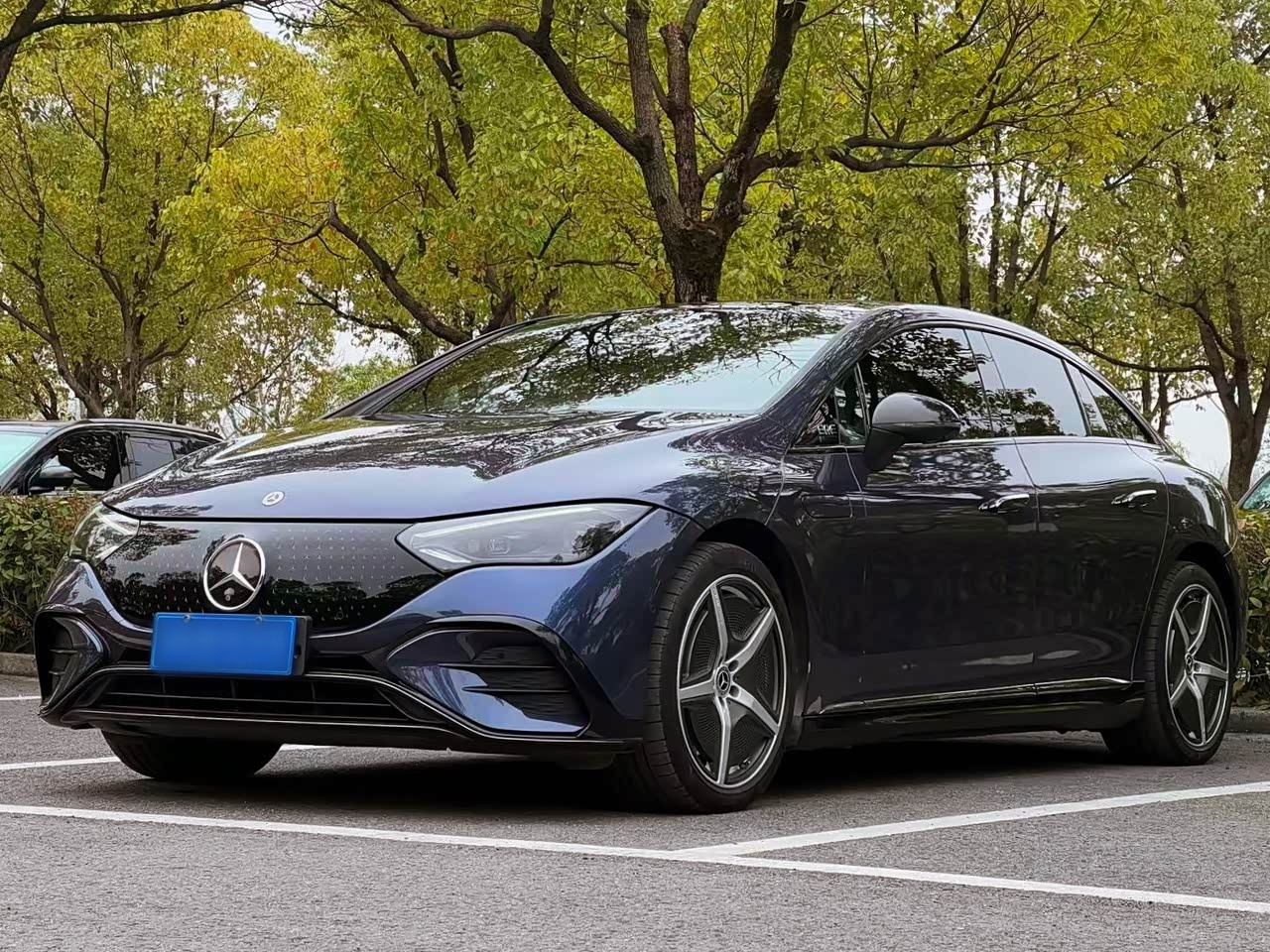 Mercedes-BenzEQE 2022 350 Special