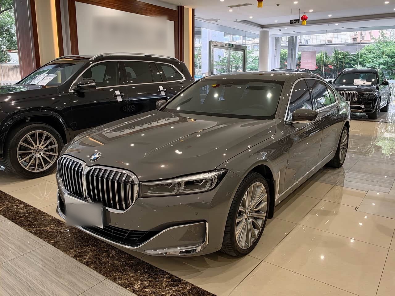 BMW7 Series 2019 740Li Leading Luxury
