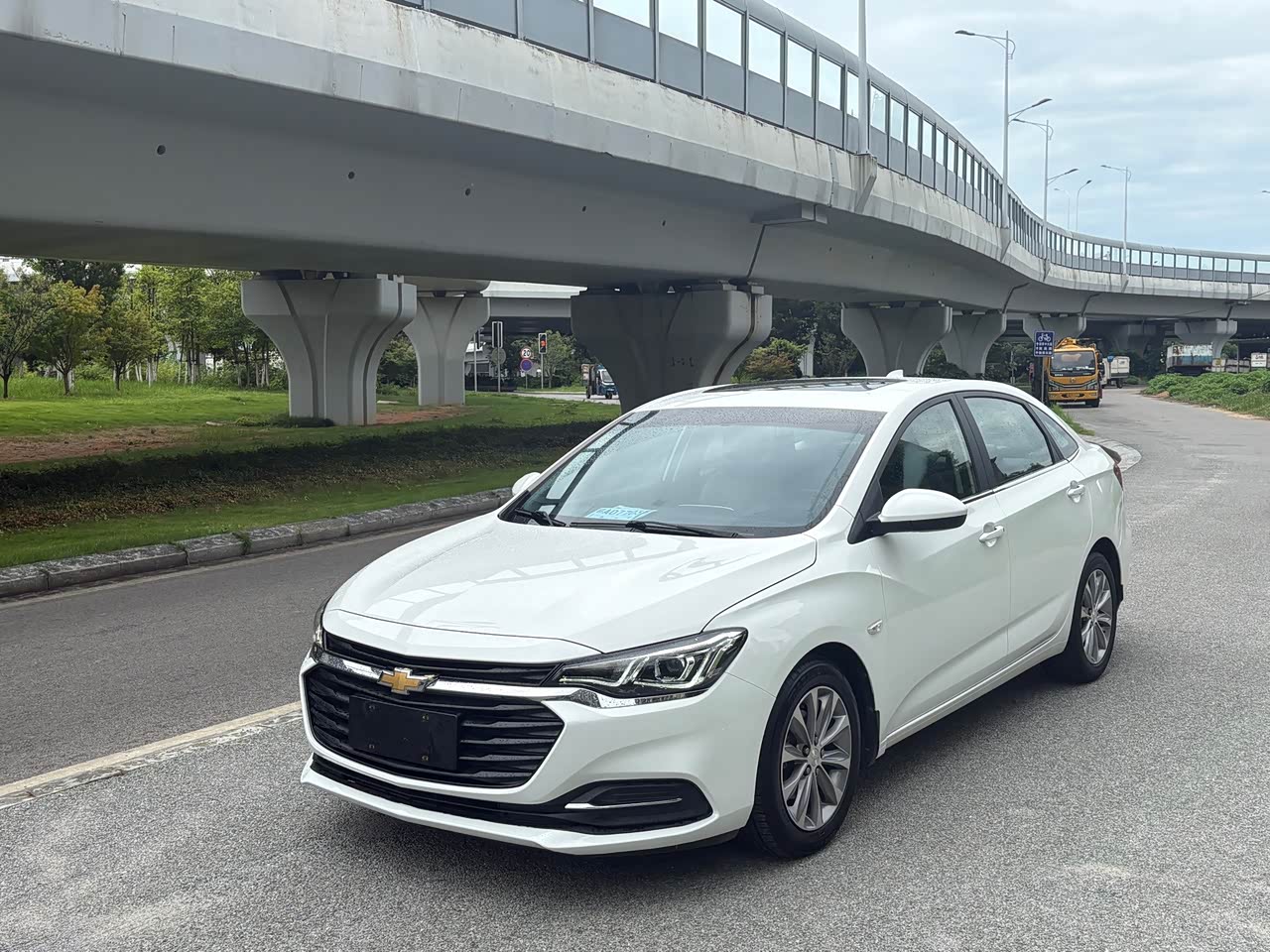 Cruze 2021 320 AT