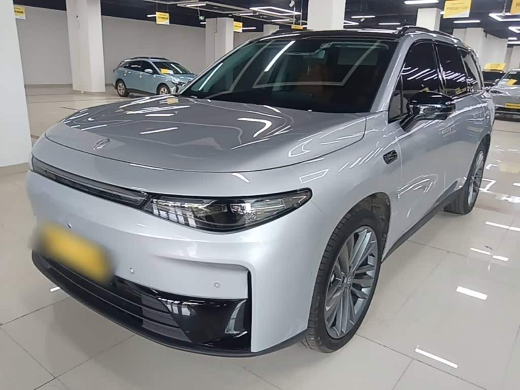 C16 2024 EV 520 Exclusive