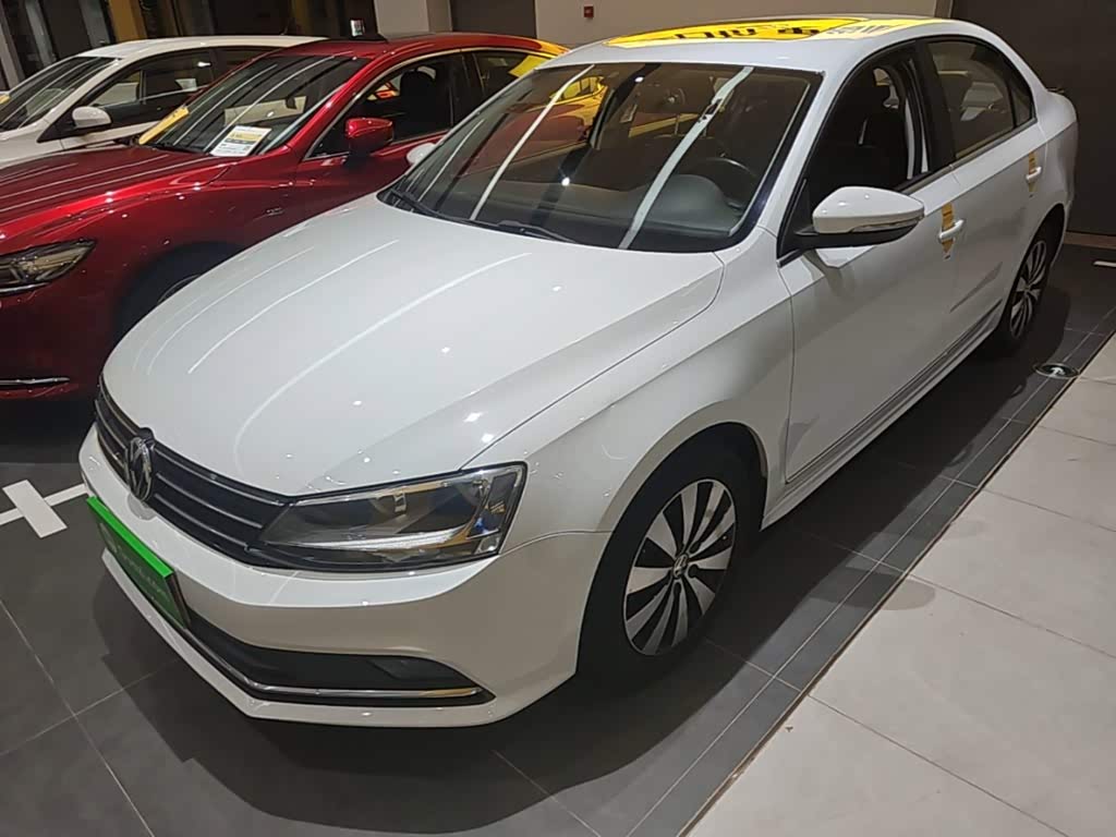 Sagitar 2018 180TSI DSG Exclusive