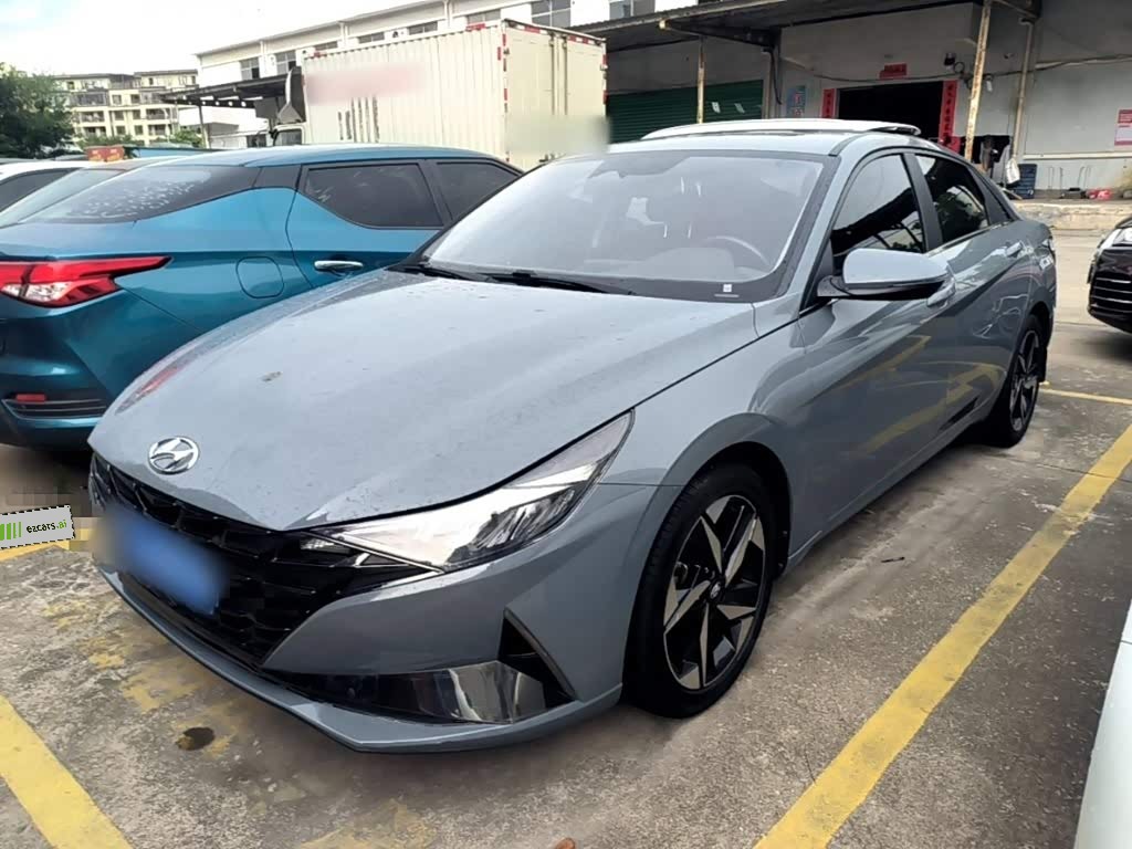 Elantra 2022 1.5L CVT LUX Premium