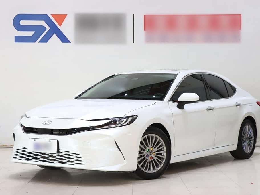 Camry 2024 2.0GVP Luxury