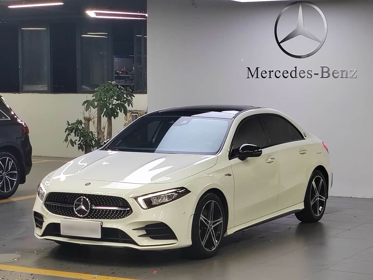 Mercedes-BenzA-Class 2020 Facelift A 220 L 4MATIC Sport