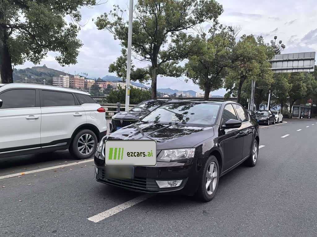 Octavia 2017 1.6L AT