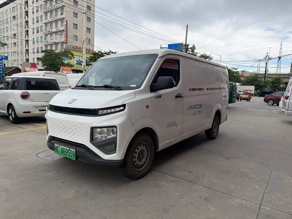 V 2022 V6E Value Long Wheelbase 41.86kWh