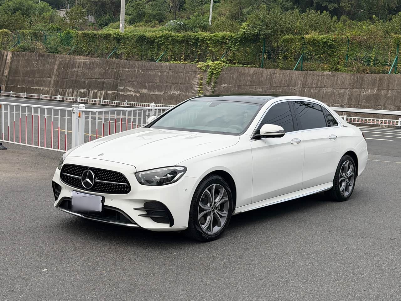 Mercedes-BenzE-Class 2021 E 300 L Sport Luxury
