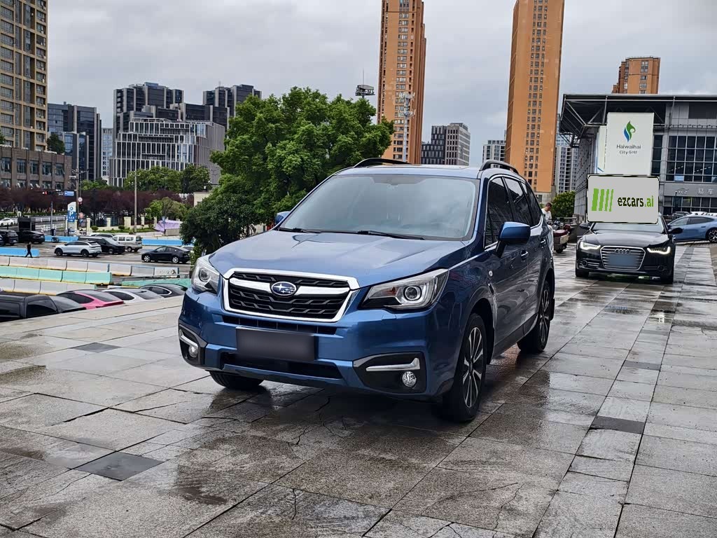 Forester 2018 2.0i Luxury