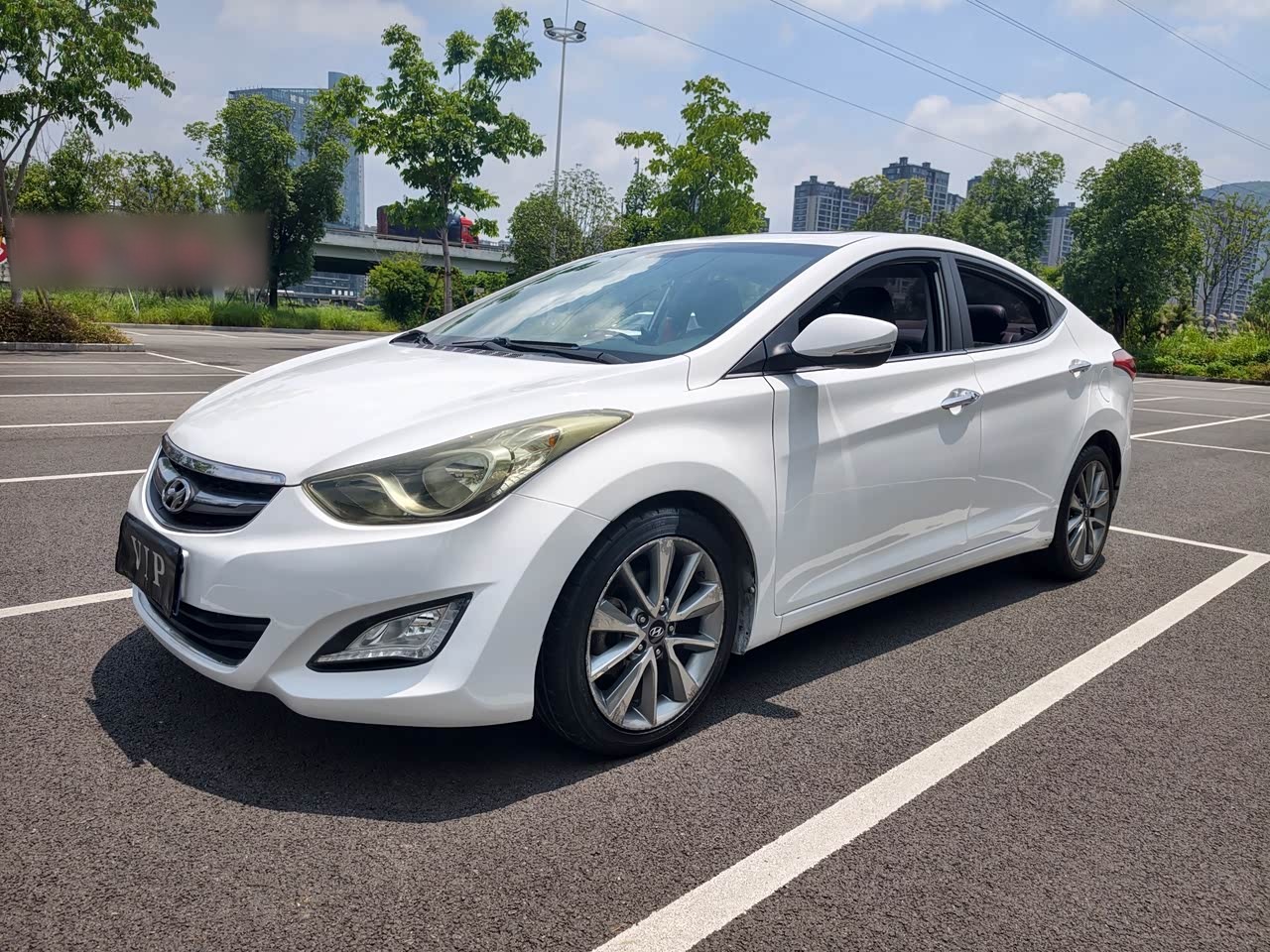 Elantra 2015 1.6L AT Leading