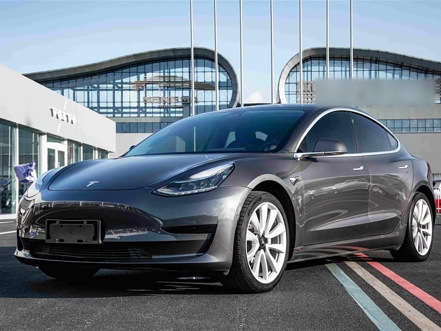 Model 3 2019 Standard Range RWD Upgraded