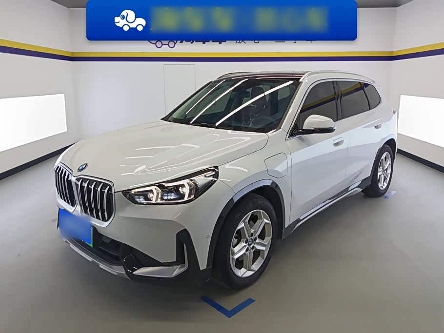 BMWiX1 2025 eDrive25L X Design Package