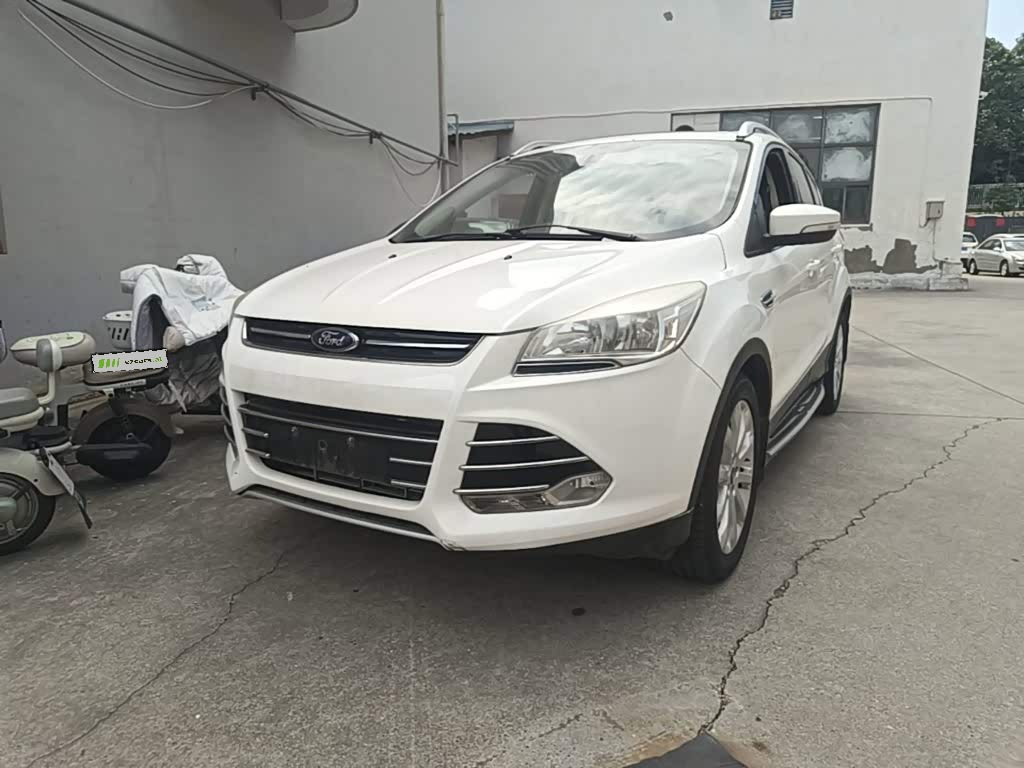 Kuga 2015 1.5L GTDi RWD