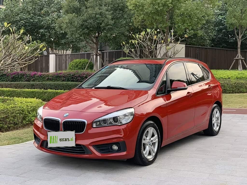 BMW2 Series Wagon 2016 218i Leading