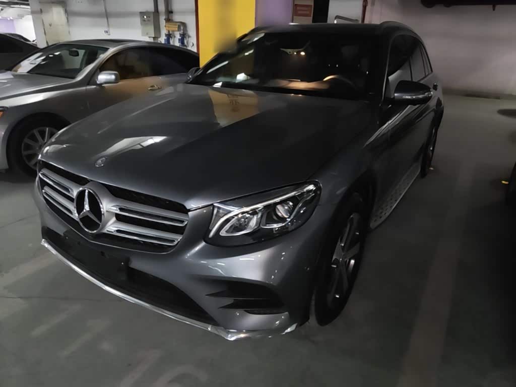Mercedes-BenzGLC 2017 GLC 260 4MATIC Luxury
