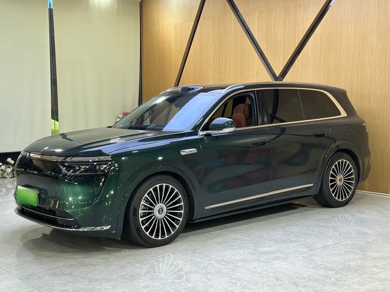 M8 2025 EREV Ultra 53.4kWh 6-Seater 192-Line LiDAR