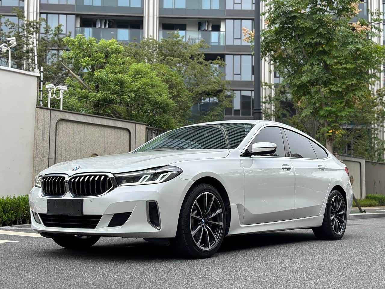 BMW6 SeriesGT 2022 630i Luxury Design Package