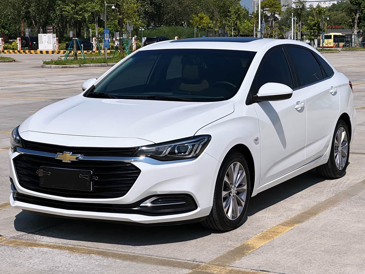 Cruze 2022 320 AT