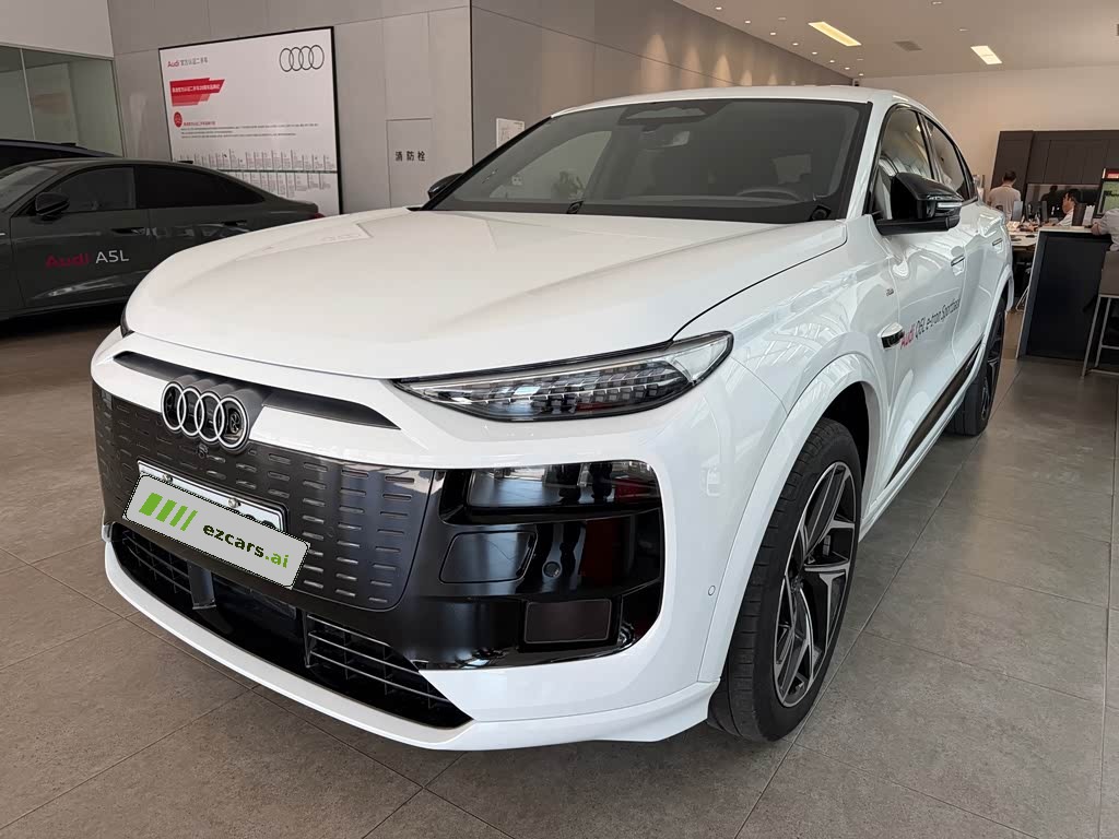 AudiQ6L Sportback e-tron 2026 Pilot