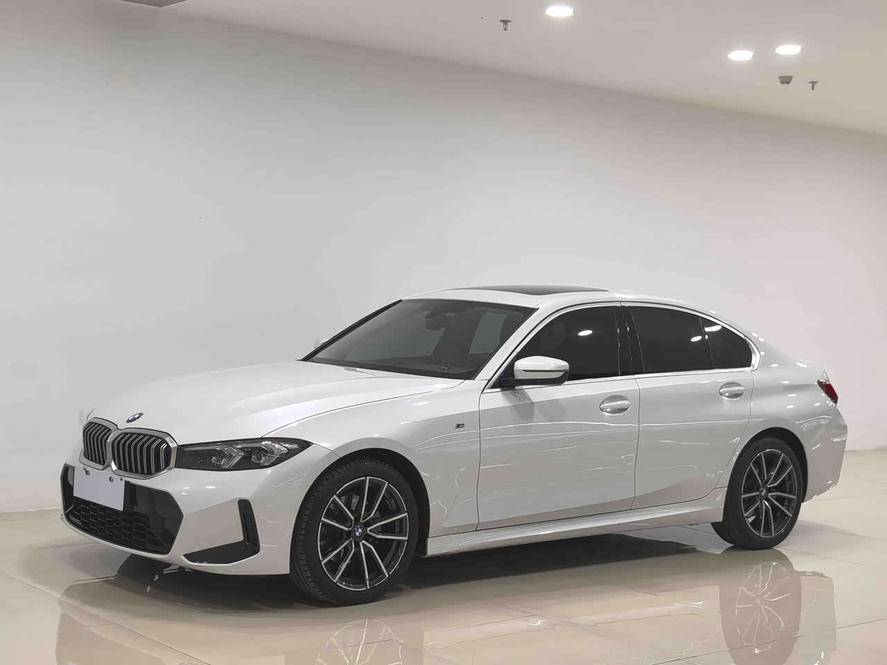 3 Series 2024 320i M Sport Package