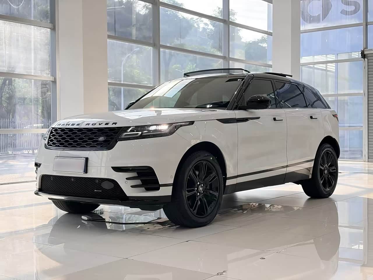 Range Rover Velar 2023 250PS