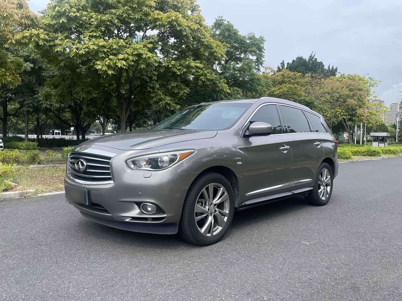 QX60 Imported 2014 2.5 S/C Hybrid RWD Excellence
