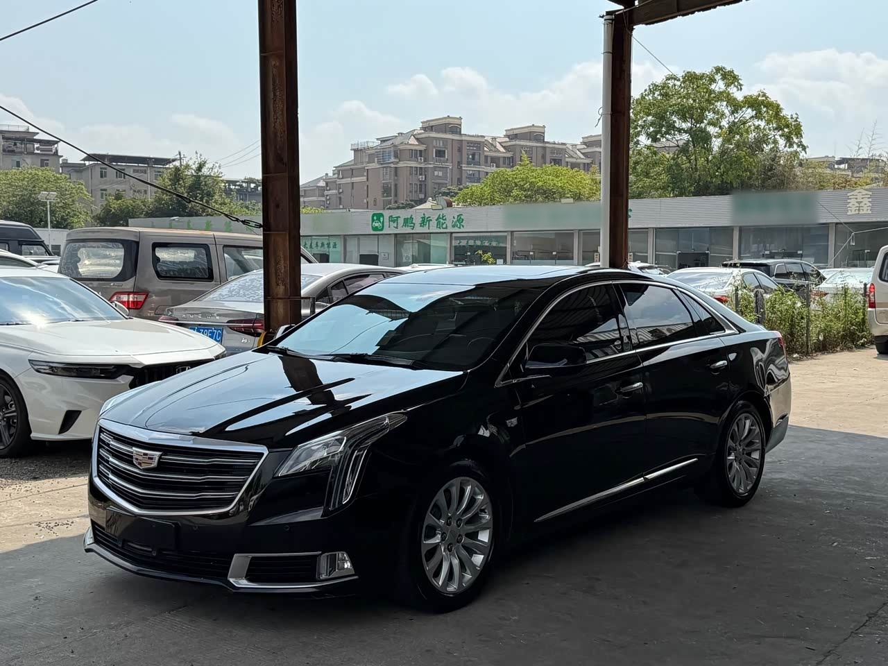 XTS 2018 28T Elite
