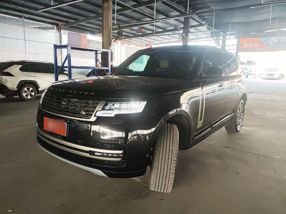 Range Rover 2023 3.0 L6 400PS Prosperous Extended