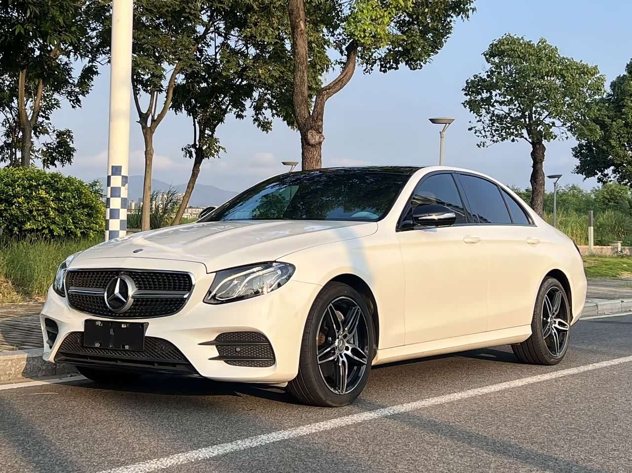 E-Class 2018 E 300 Sport