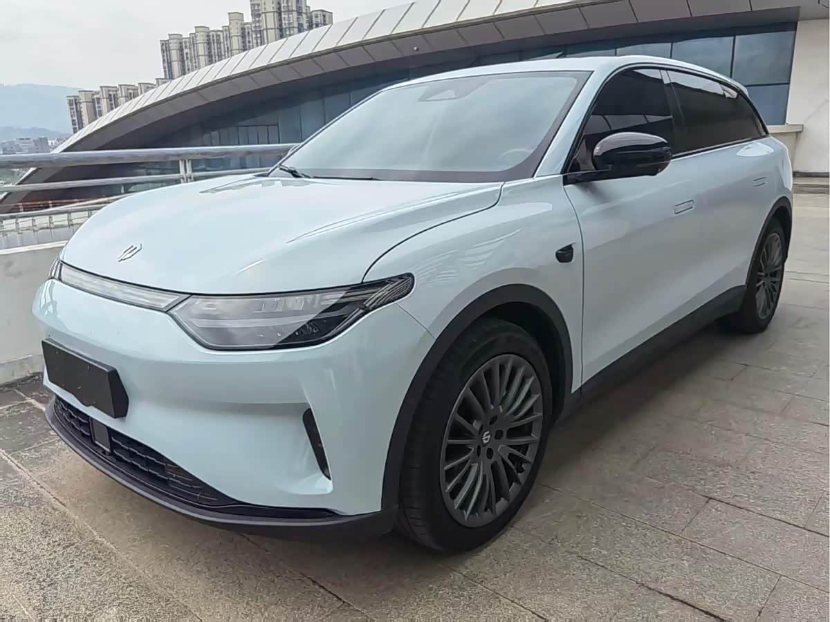 C11 2024 EV 515 Smart