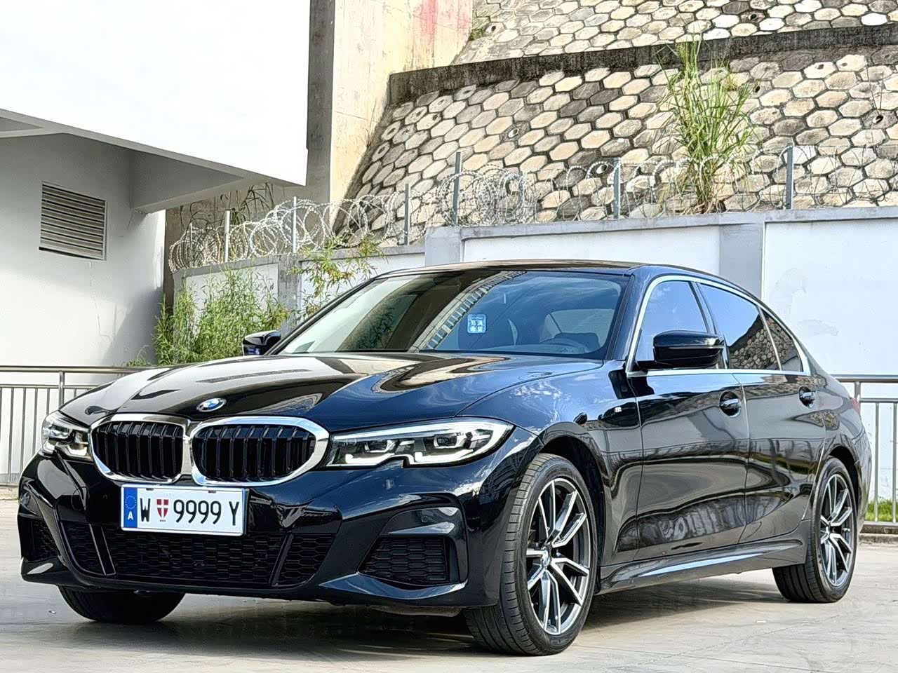 3 Series 2022 325Li M Sport Package