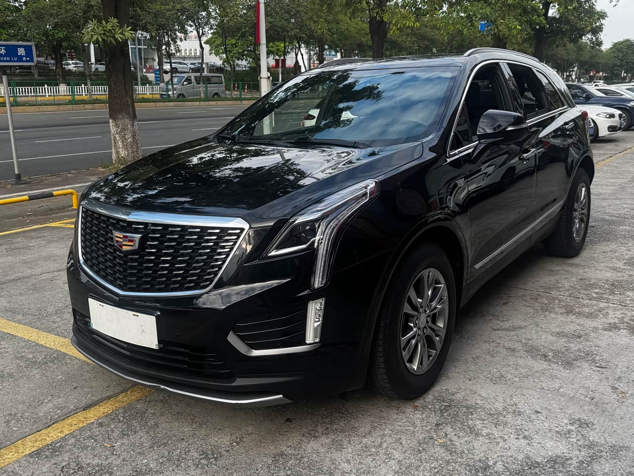 XT5 2020 28T Luxury