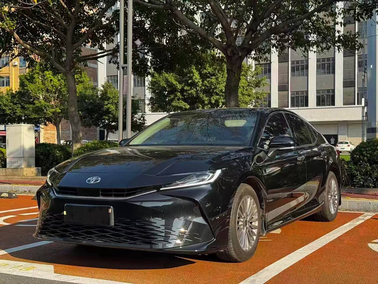 Camry 2024 2.0GVP Luxury