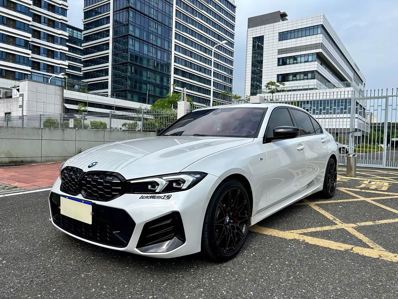 3 Series 2024 325Li M M Sport Night Package