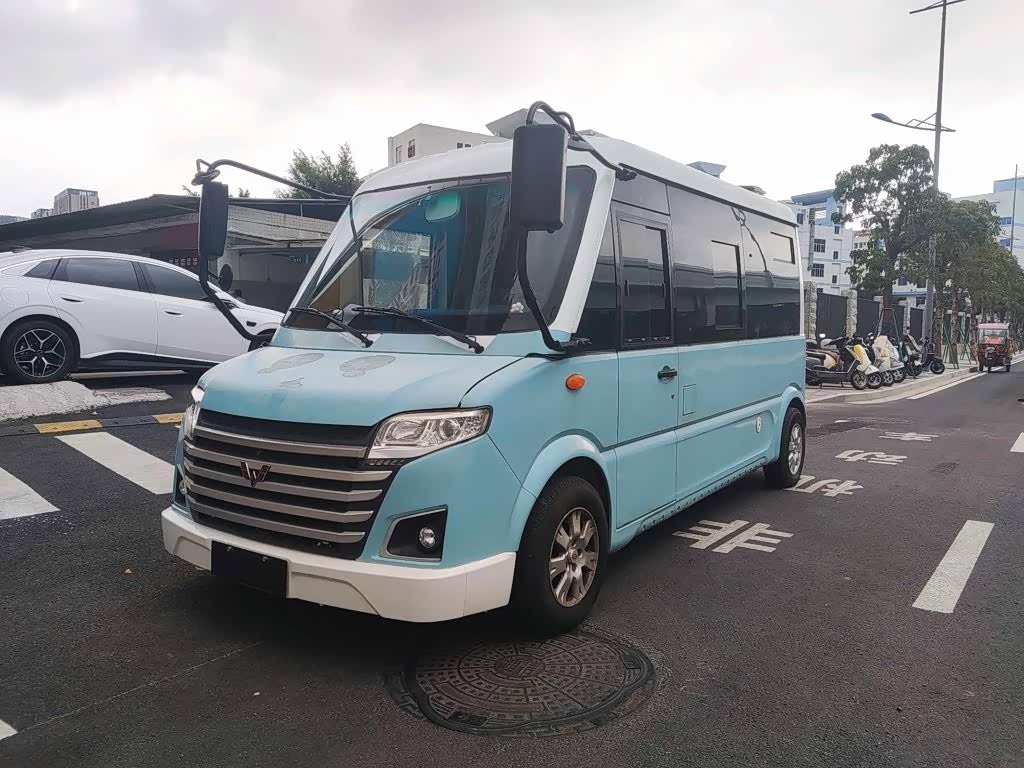 RV 2021 1.5T MT