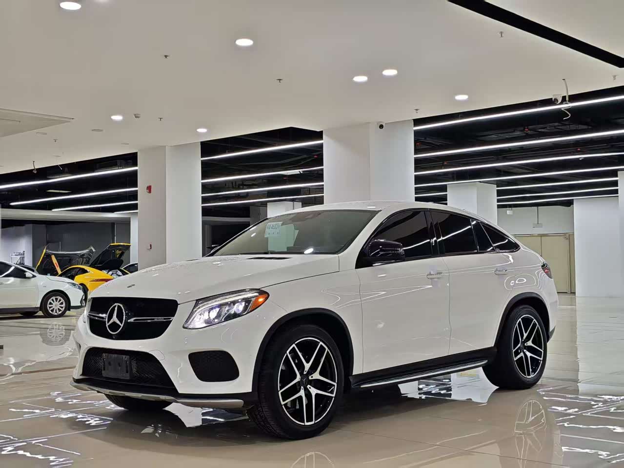 GLE Coupe AMG 2017 AMG GLE 43 4MATIC Coupe SUV