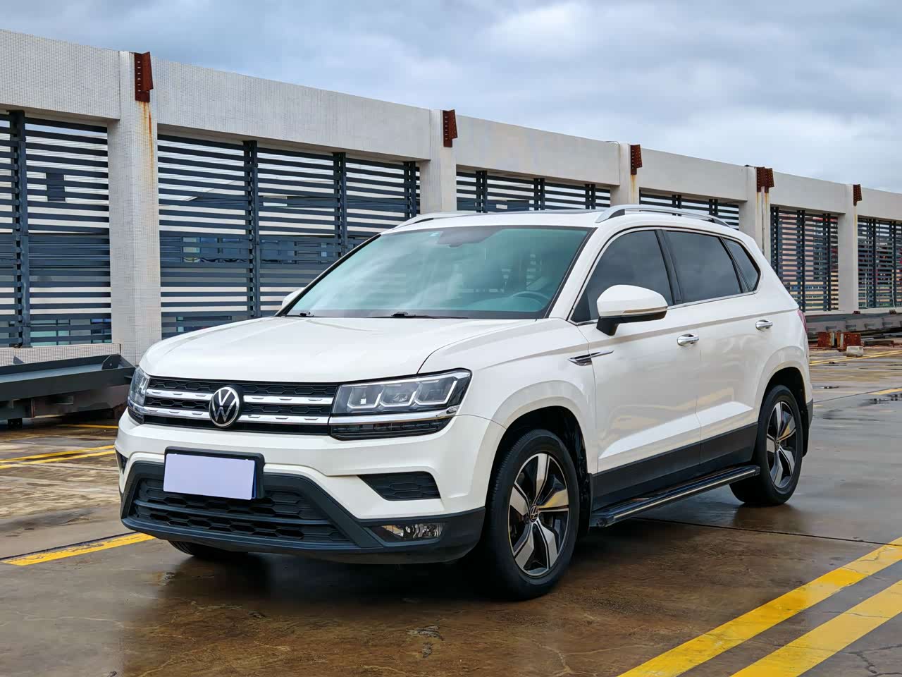 Tharu 2022 280TSI RWD Comfort