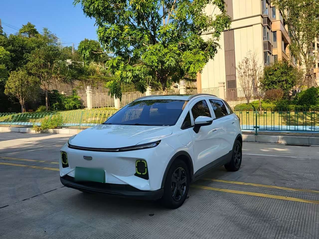 E Firefly 2023 401KM 5-Seater